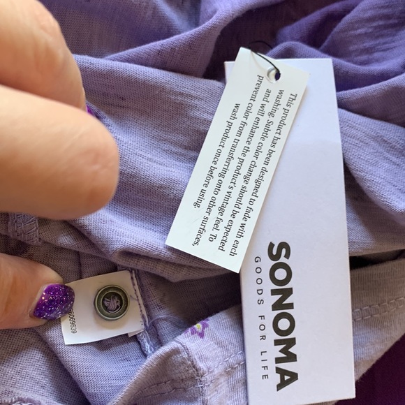 💜NWT women’s purple ombré sleeveless flowy button up shirt by Sonoma💜 - Picture 6 of 7